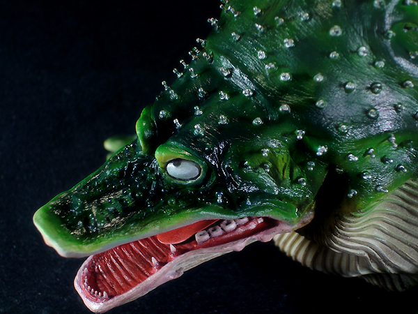 Amazon.co.jp: 深海怪獣 ピーター 30cmサイズ レジンキャスト